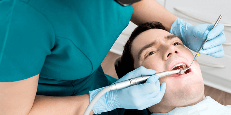 Schnell verlaufende Parodontitis